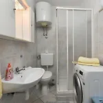 Mauro 2360 Apartament